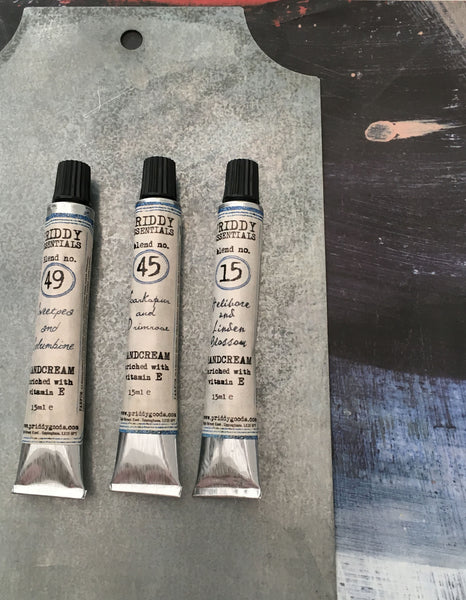 Walk through the fragrance of an English cottage garden,let the gentle breeze of blossom refresh you with Vitamin E enriched hand creams crafted in England.