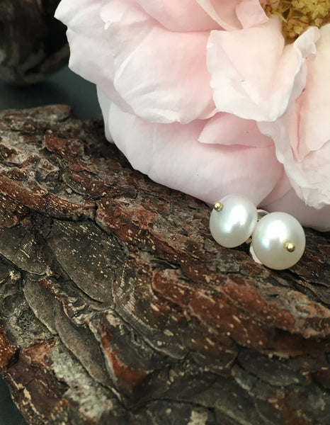 Cream Pearl  Earrings with a touch of gold